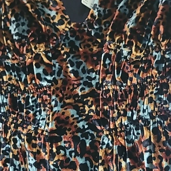 By Anthropologie Short-Sleeve Velvet Mini Dress - Picture 6 of 12